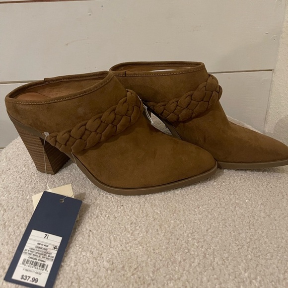 Universal Thread Women's Avis Mule Heels - Picture 9 of 10